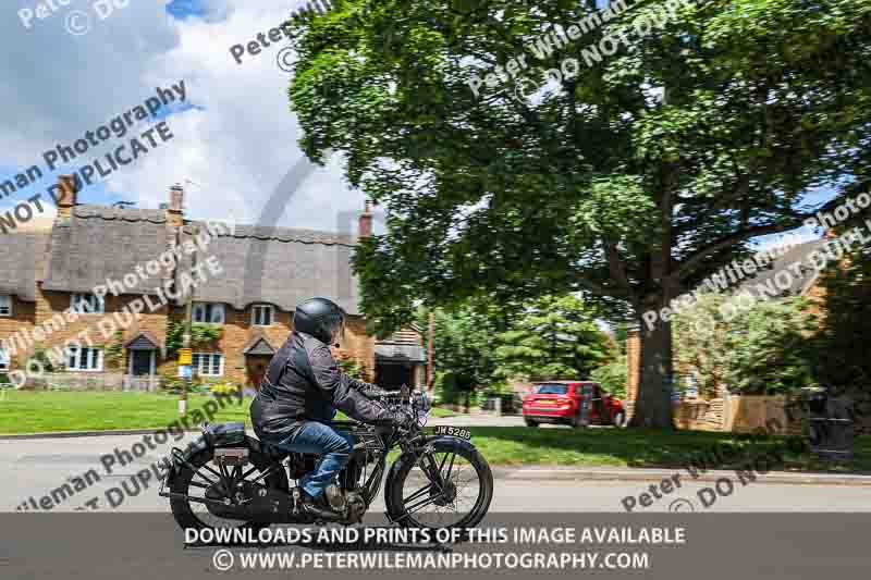 Vintage motorcycle club;eventdigitalimages;no limits trackdays;peter wileman photography;vintage motocycles;vmcc banbury run photographs